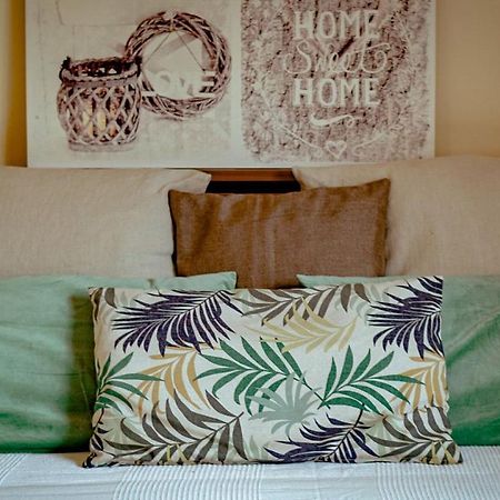 Faro Airport Apartment Bagian luar foto